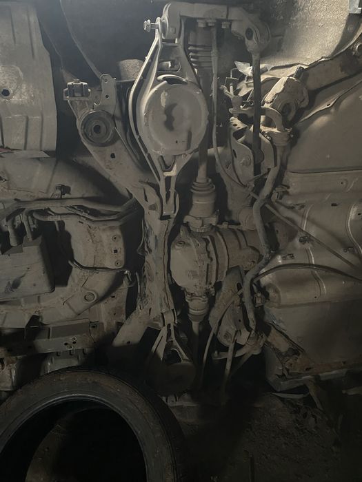 Задний подрамник, задний редуктор инфинити м35 рычаги, ходовая