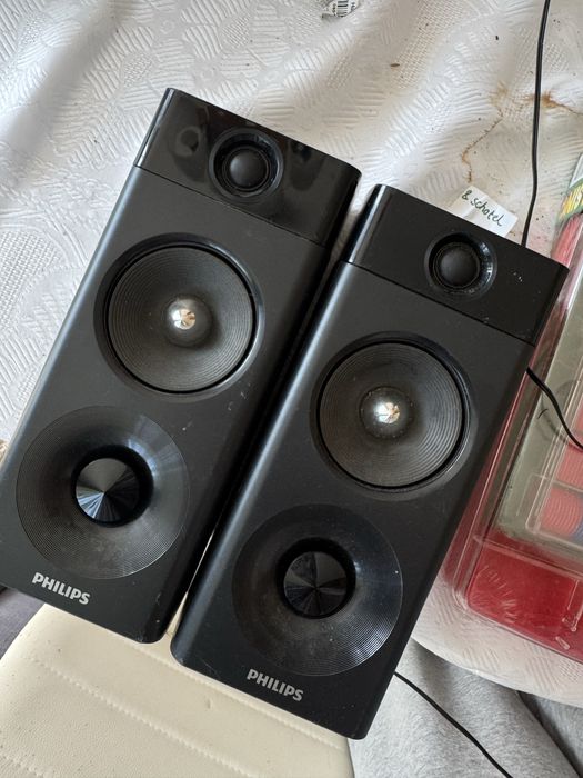 dwa glosniki philips