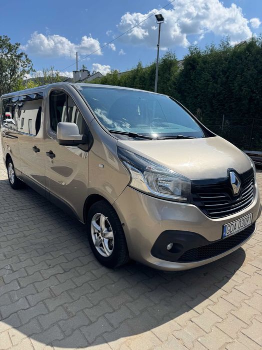 Renault Trafic OSOBOWY 2017 | Zadbany | Klima | ISOFIX |