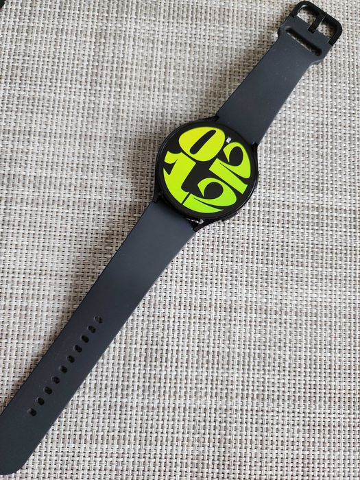 Samsung Galaxy Watch 6 - Smartwatch - 44mm - SM-R940N - Black - GPS