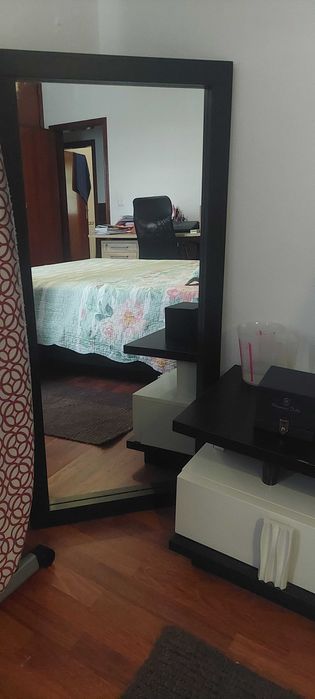 Mobília de quarto impecável com pouco uso