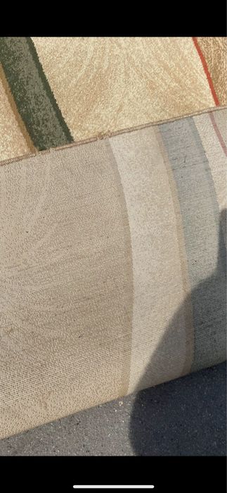 Продам килим дешево ! 4 м