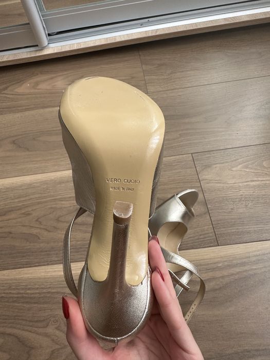 Carlo Pazolini босоніжки