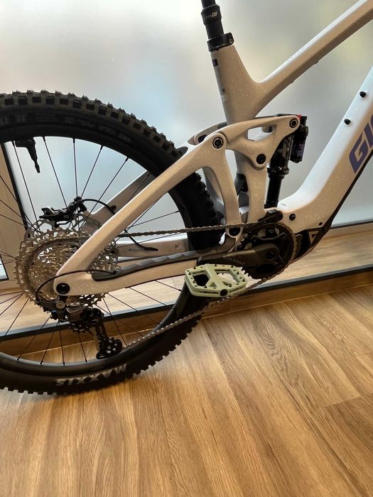 Rower elektryczny Giant Reign Advanced E+ 2