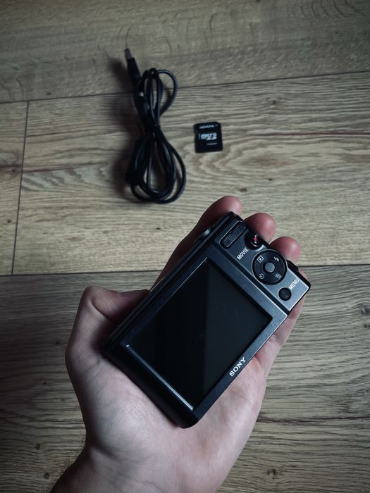 Sony Cyber-Shot DSC-W810 Цифровий Вінтажний Фотоапарат Мильниця