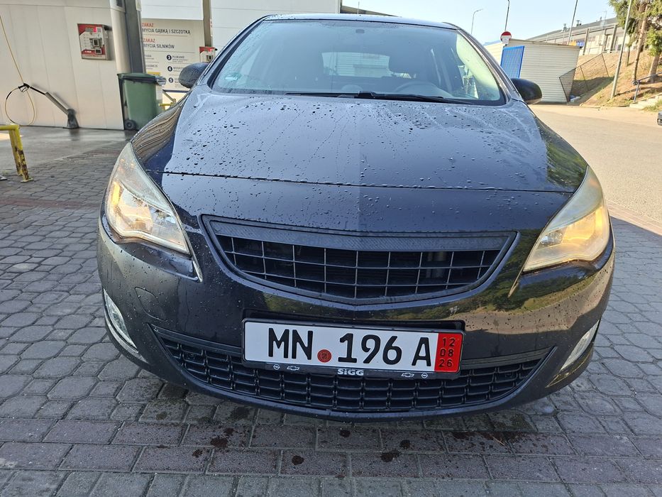 Opel Astra 1.4 2011,mały przebieg, irmischer