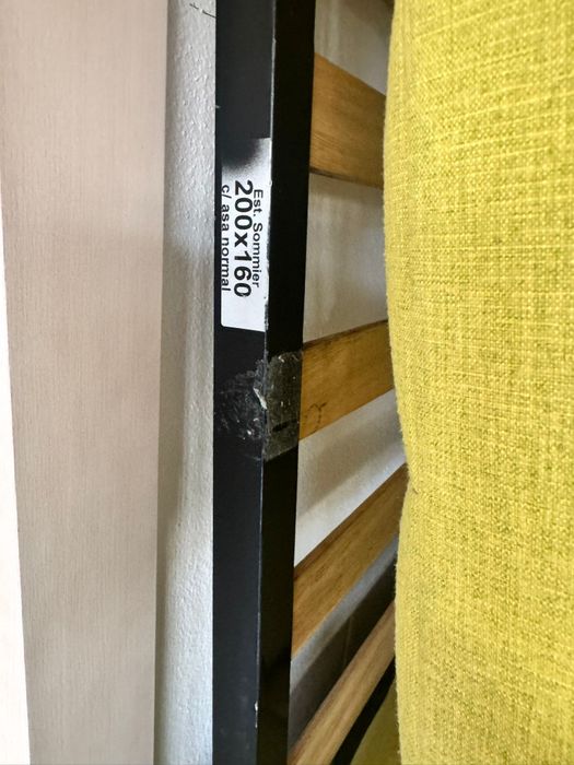 Cama Queen size cor verde