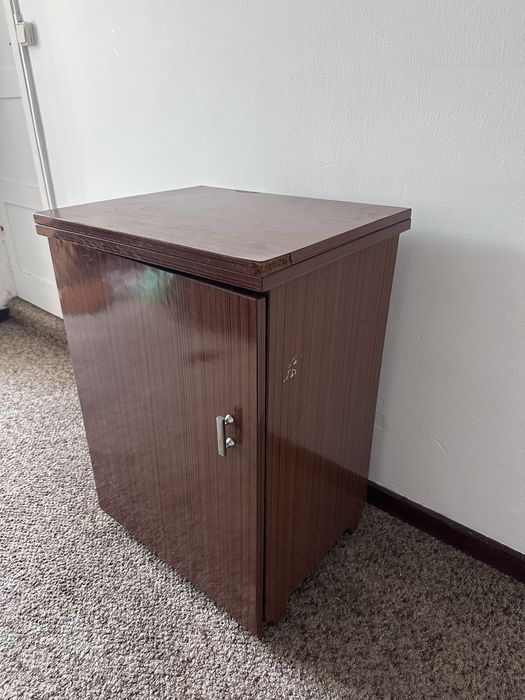 Movél para maquina de costura