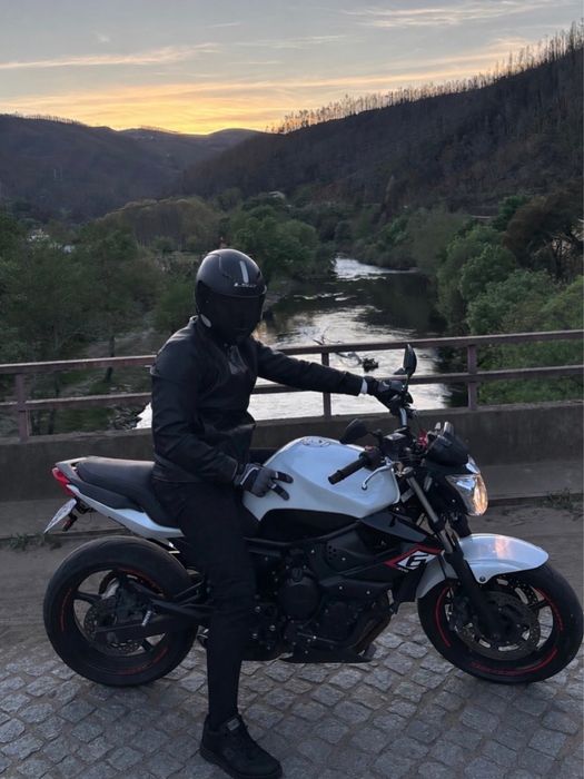 YAMAHA XJ6 2012