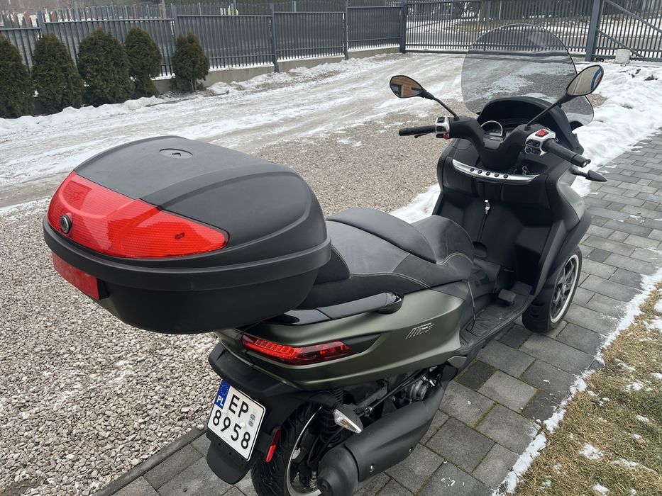 Piaggio mp3 300ie  kat. B abs asr