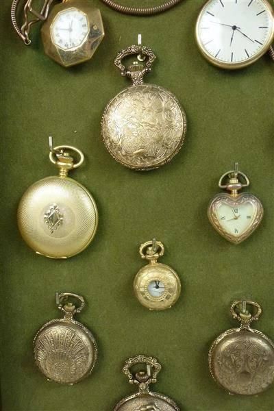 Relógios de bolso + Moldura em madeira