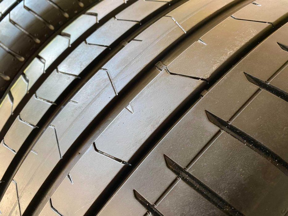 225/40/19 255/35/19 Pirelli PZ4 MOExtended RSC