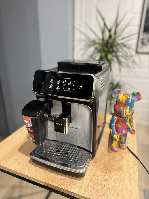 Кофемашина с капучинатором Philips EP 223* для дома б / у