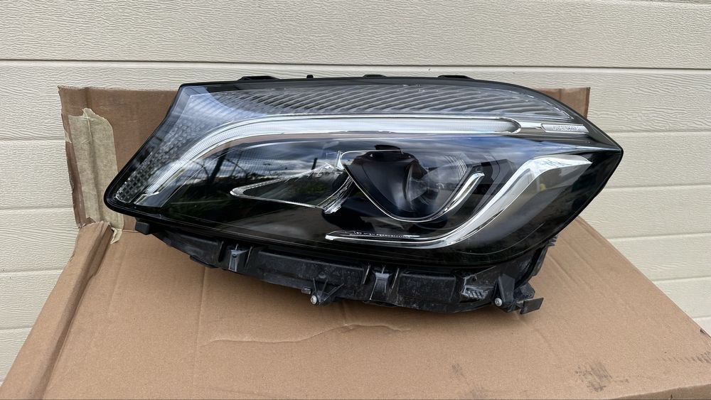 Farol Otica Original Mercedes Classe A W176 LED