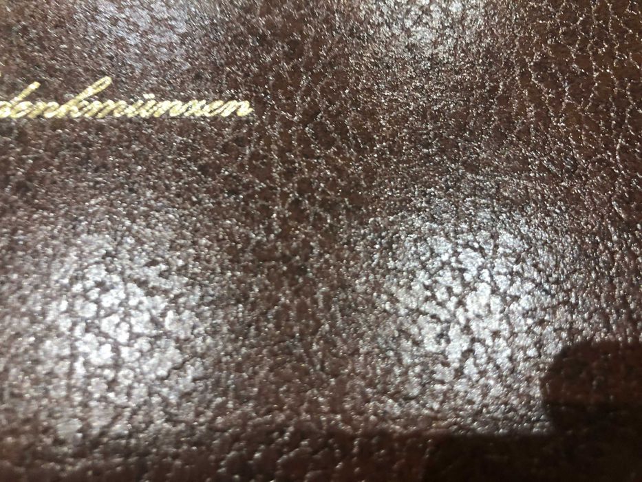 Material Apoio - Estojo veludo 30 Moedas em cápsulas parte fora Napa