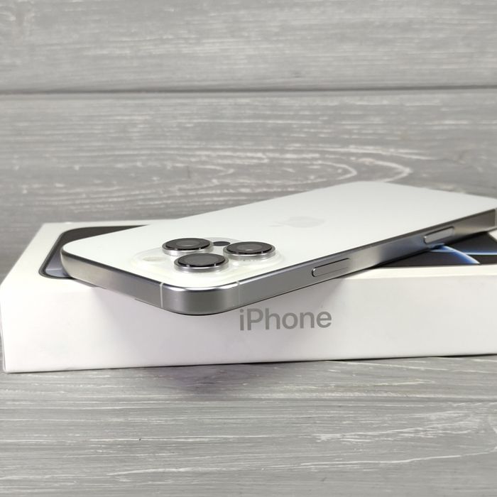 iPhone 16 Pro Max 256GB White Titanium | Відмінний стан | Батарея 95%