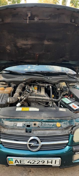 Продам Автомобиль Opel Omega 2.0 B