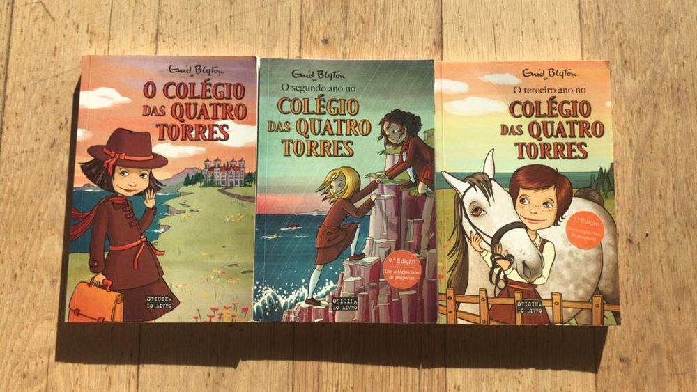 Conjunto livros colégio quatro torres