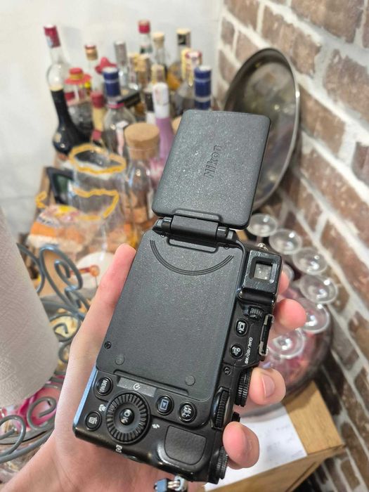 Nikon Coolpix P7800 + bateria + ładowarka + dekielek | w pełni sprawny | stan dobry