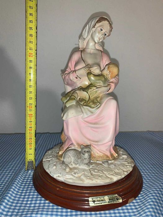 White Marfinite Tulip Figurine64553267724674123
