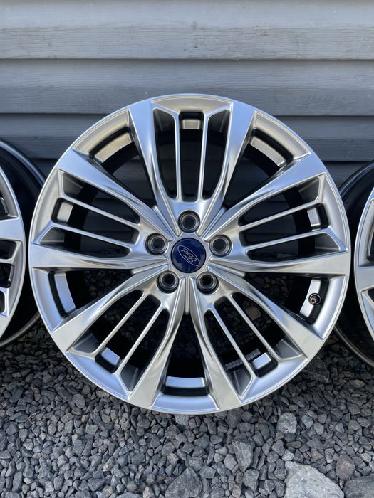 Оригінальні титанові диски Ford 5/108 R18 5*108 18 Ford Kuga Titanium