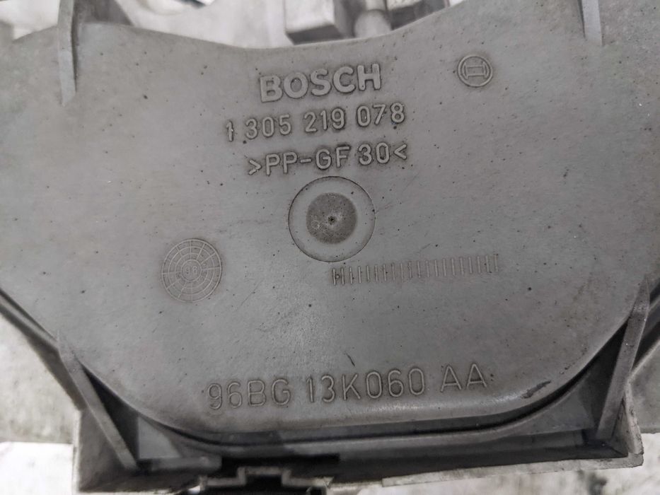 Ford Mondeo MK2 Lampa Lewy Przód Lewa Przednia