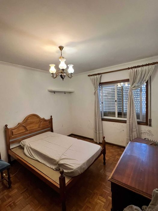 Apartamento T2 + Garagem em S. João da Madeira (108,5 + 11 m2)