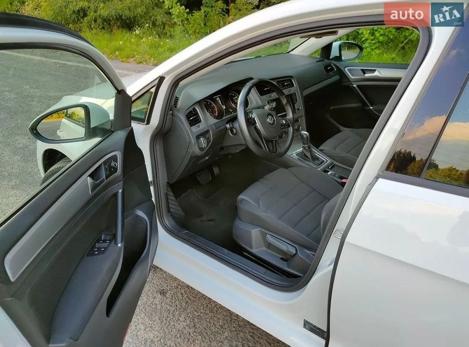 Volkswagen Golf Sportsvan 2014 VIN WVWZZZAUZEP571566 фото оголошення 11 з 24