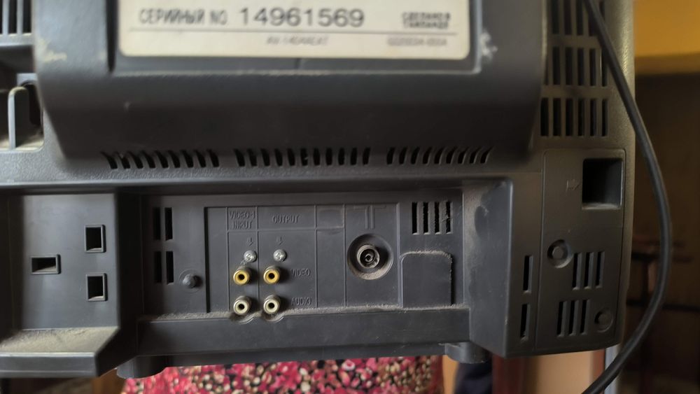 Телевізор JVC AV-1404AE, кінескопний, 14 дюймів, ретро