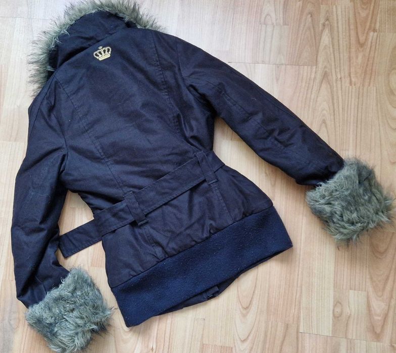 Brązowa krótka kurtka z futerkiem Adidas S