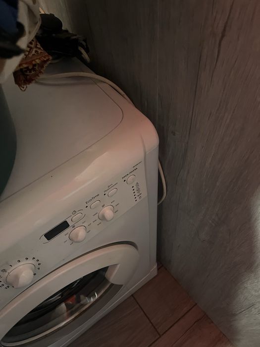 Стіральна машинка Indesit