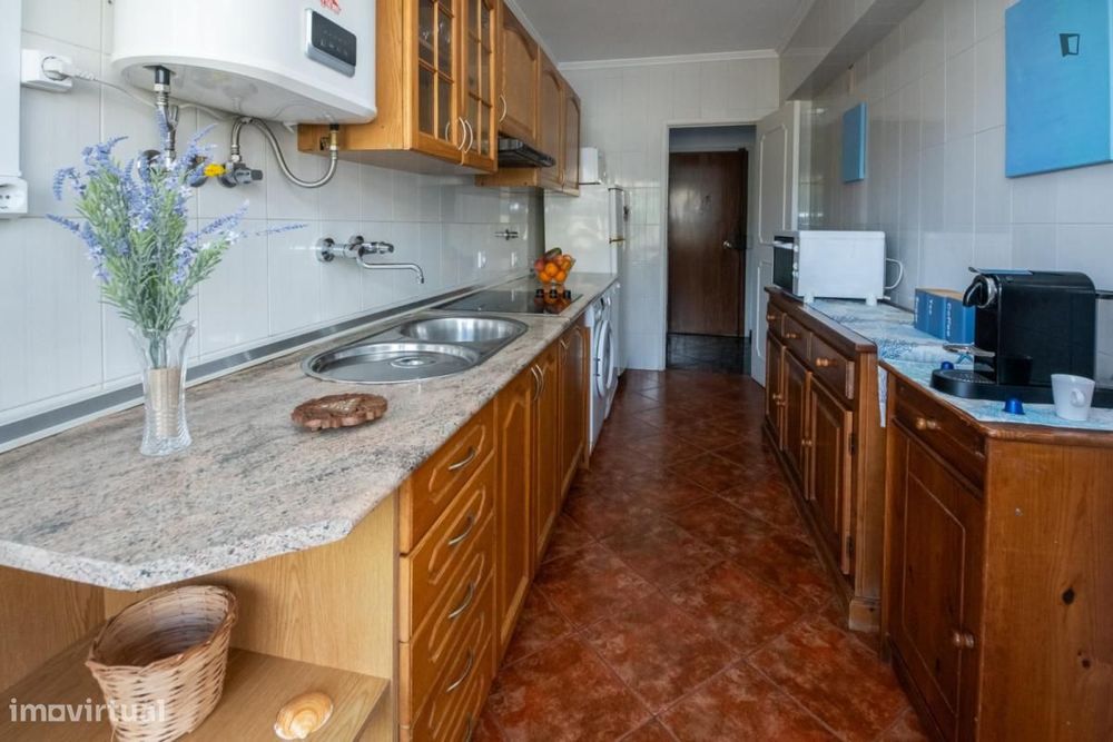 Apartamento com 2 quartos - localizado em Costa da Caparica Lisbon