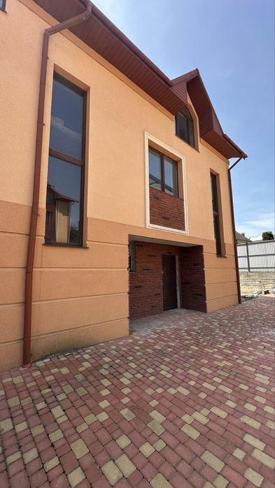 Продаж; таун-хаус; ділянка; Дослідна станція; Чернівці;