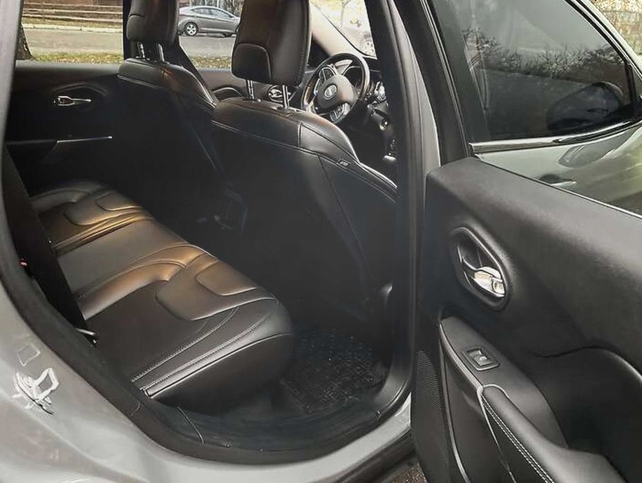 Jeep Cherokee 2019