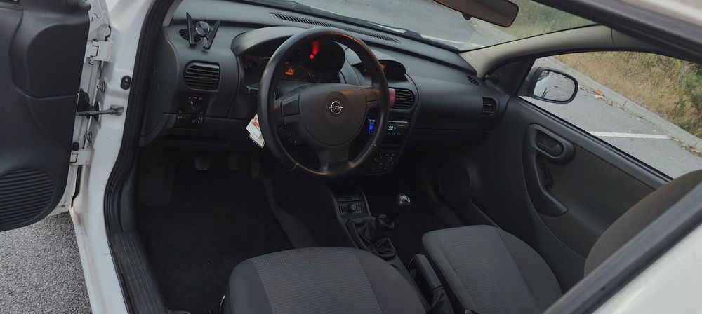 Opel Corsa carrinha