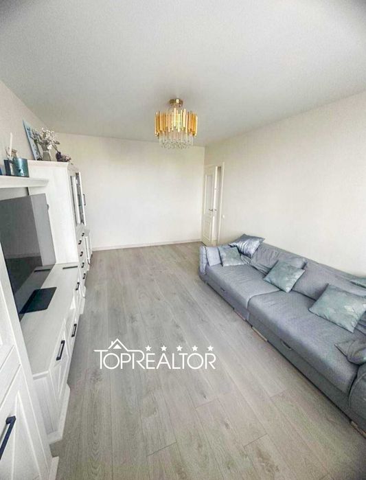 Продаж 2-кімнатної квартири | Наукова | Космічна