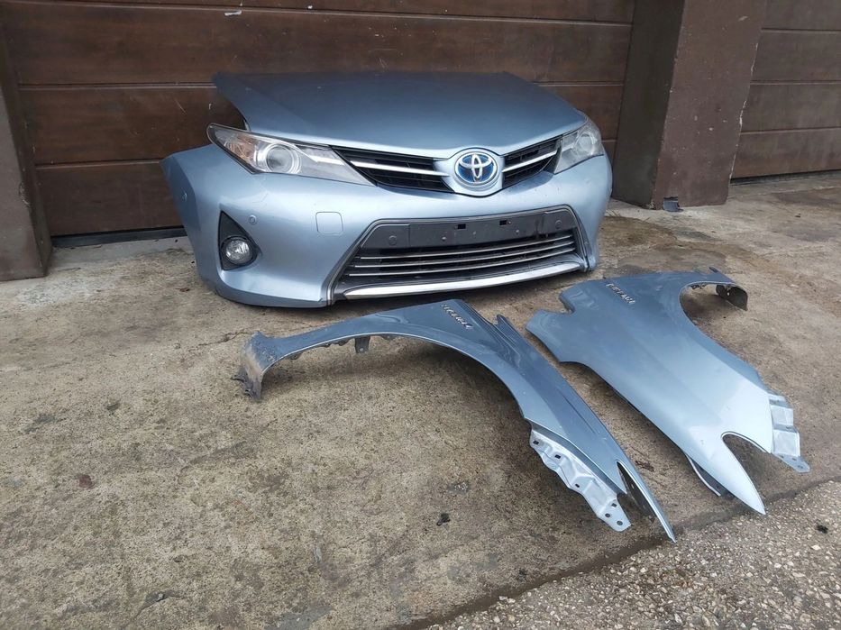 Toyota Auris II zderzak maska przód błotnik chłodnica pas przedni 1.8 HYB