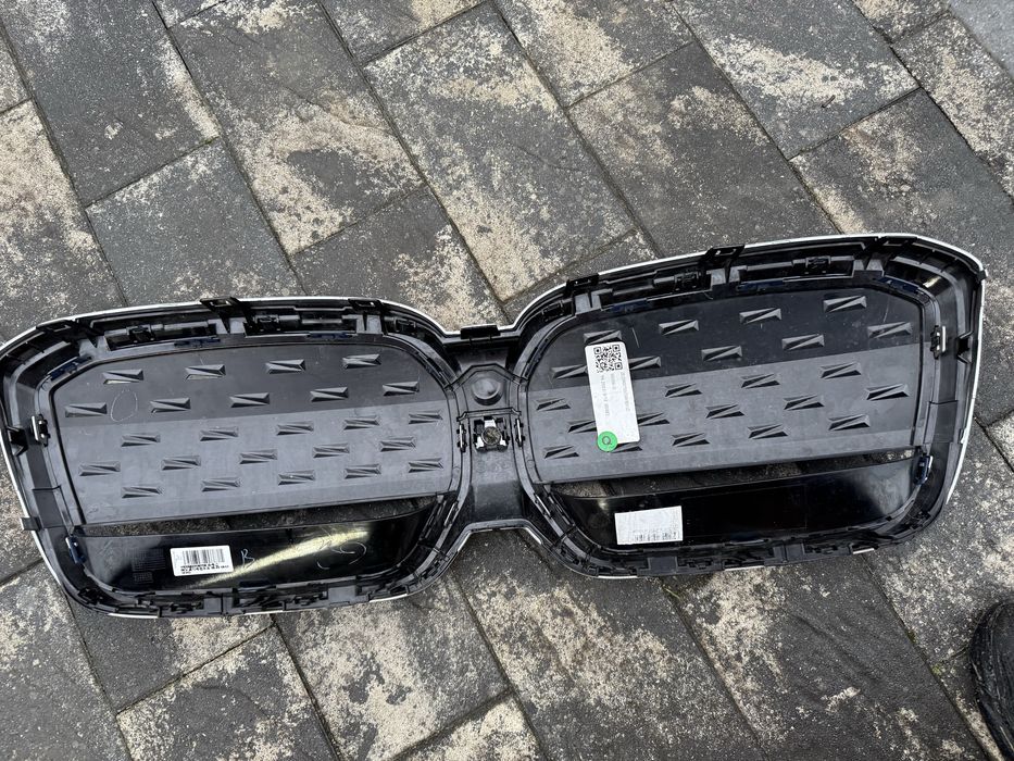 Решітка Bmw ix3