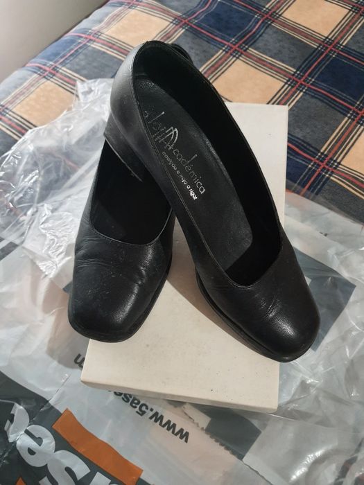 Traje Senhora - com sapatos incluídos