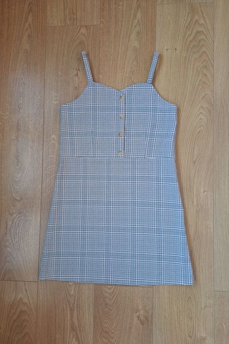 Серое платье сарафан в клетку для девочки