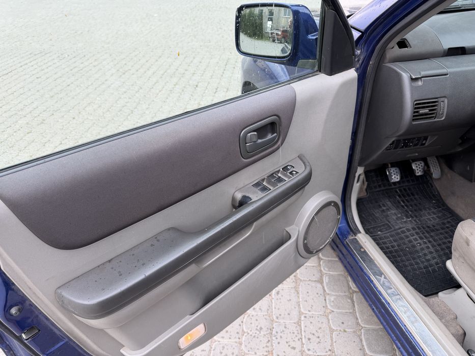 Nissan X trail 2.2 механіка 6 ступка