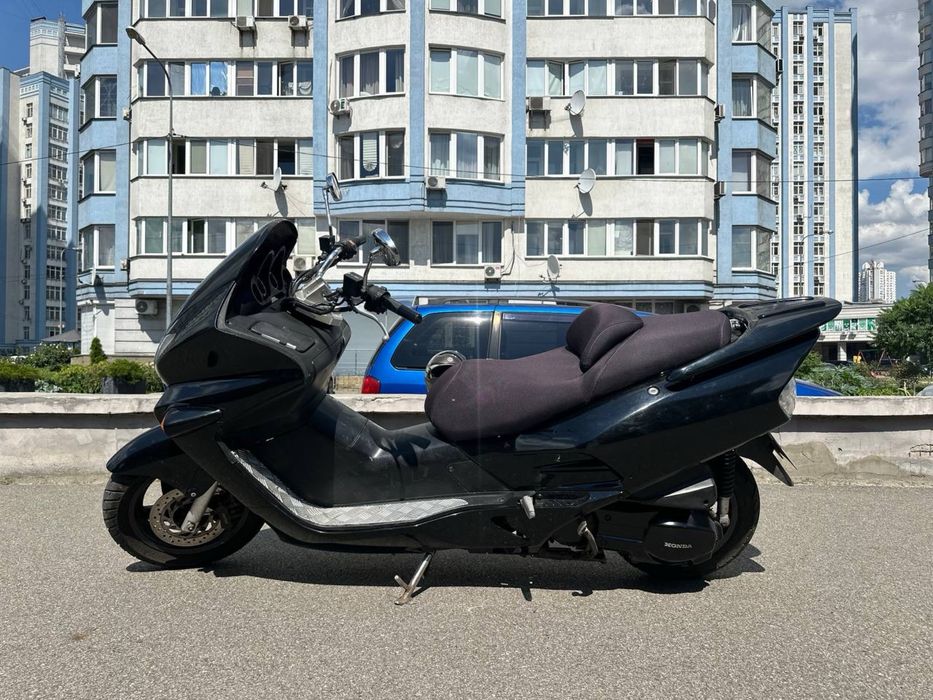 Honda Forza 250 • Макси скутер • 250 кубов • Скутер