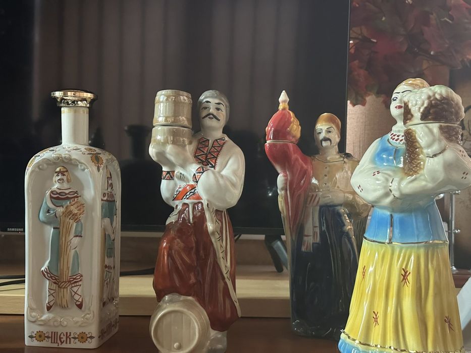 Продам штофы лотом или поштучно