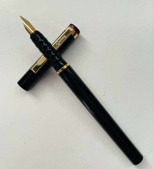 Caneta de tinteiro Rotring 400