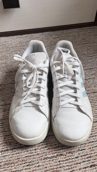 Damskie buty Adidas rozmiar 38
