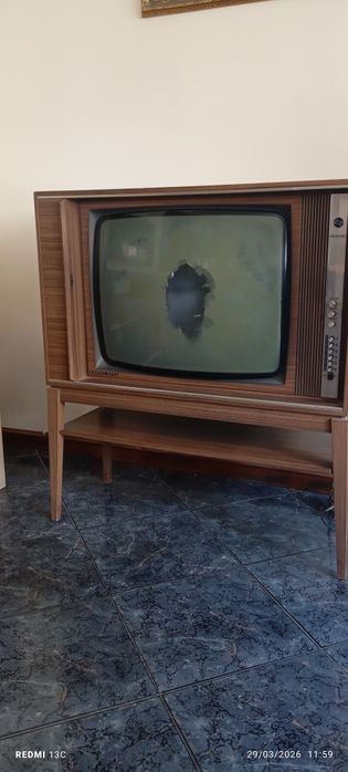 Móvel de Televisão Retro/Vintage