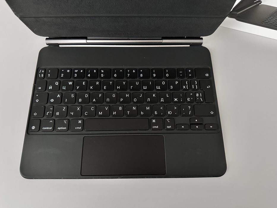 Apple Magic Keyboard для iPad Pro 11 оригінал