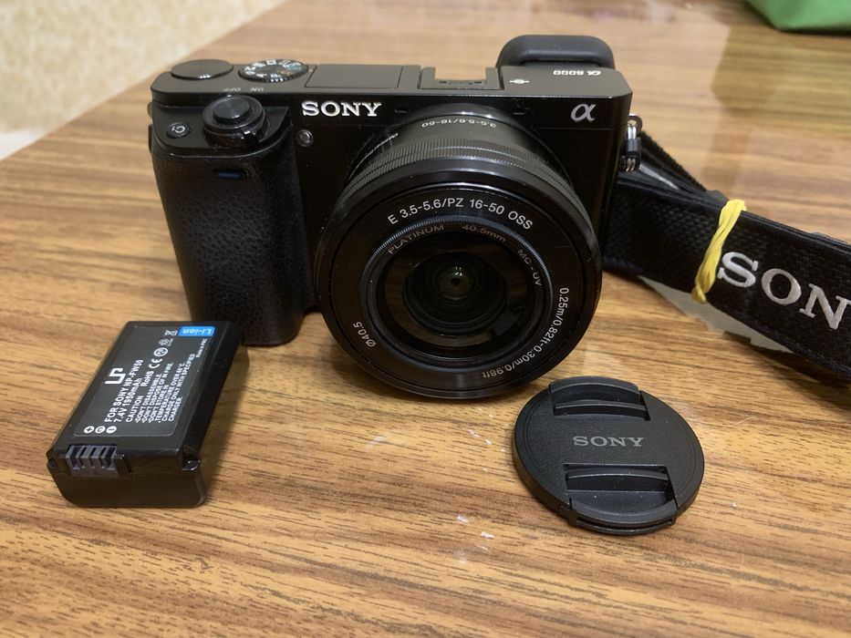 Sony A6000 (body) або + kit 16-50mm