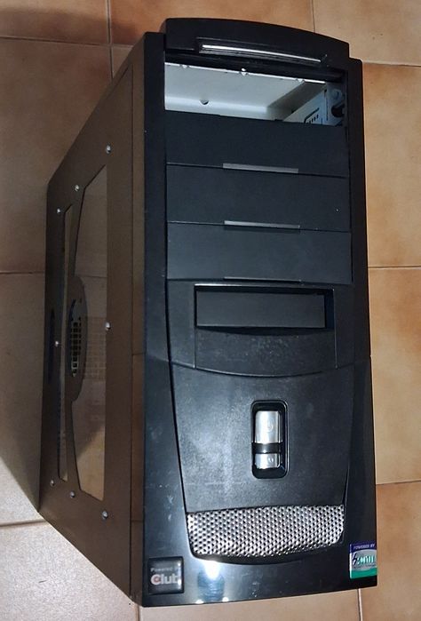 PC Build Case with Transparent Side Panel446076534223677440