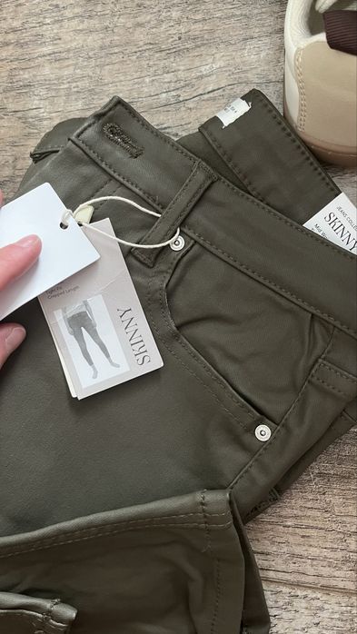 Нові джинси Mango Skinny хакі, розмір S (36), з бірками